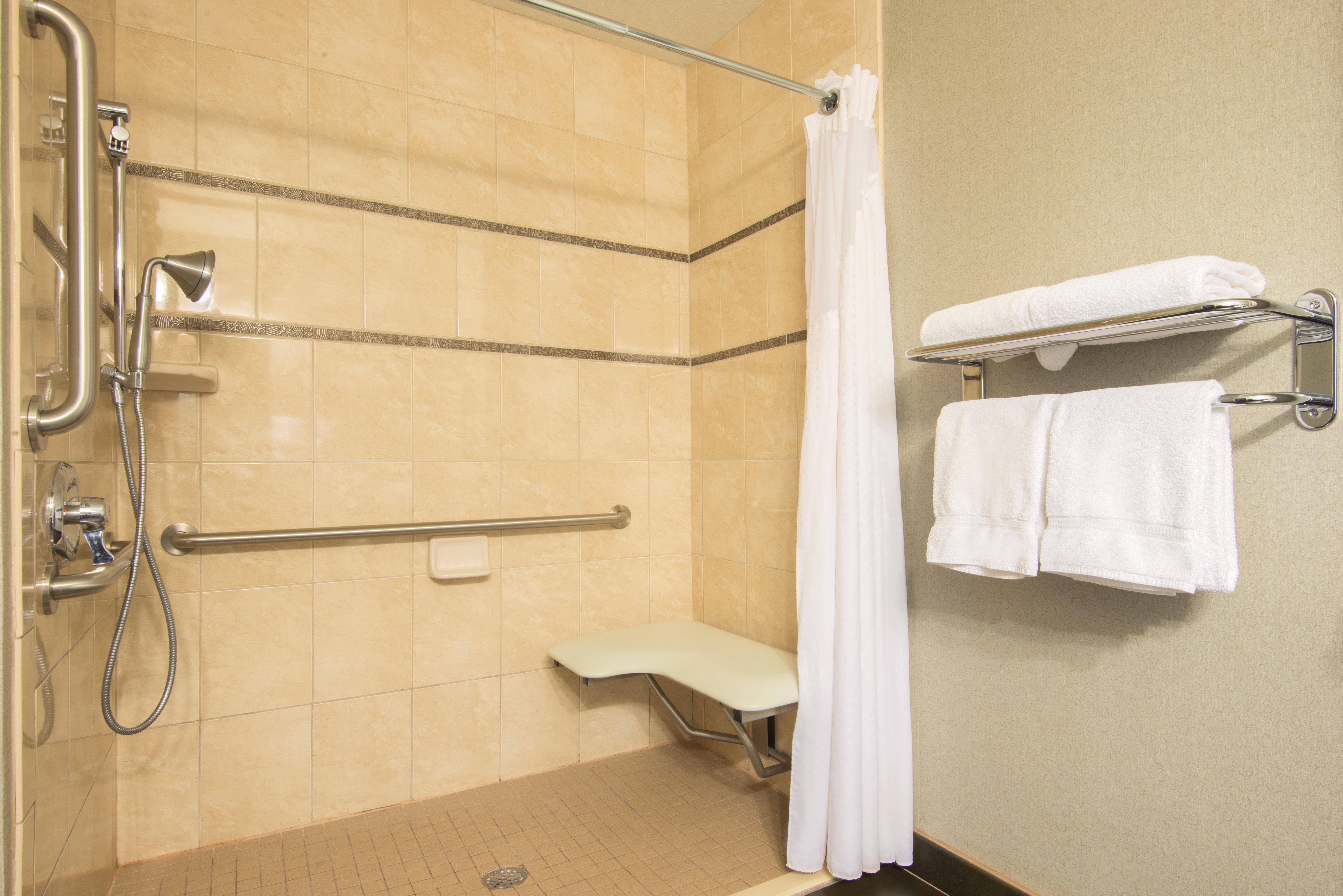 Holiday Inn Express Casper I-25 By Ihg Bagian luar foto