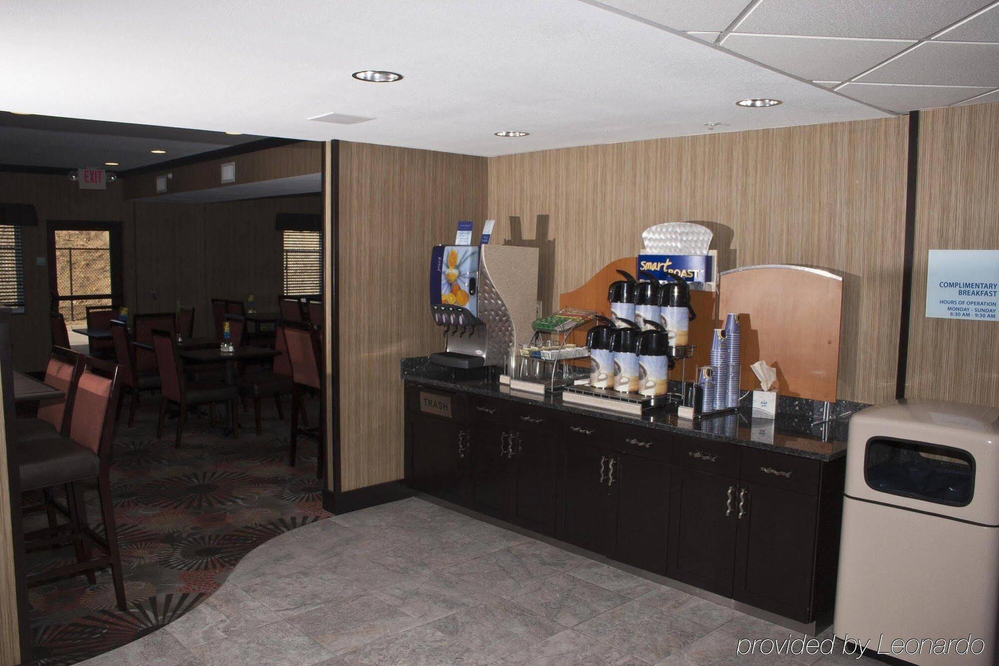Holiday Inn Express Casper I-25 By Ihg Bagian luar foto