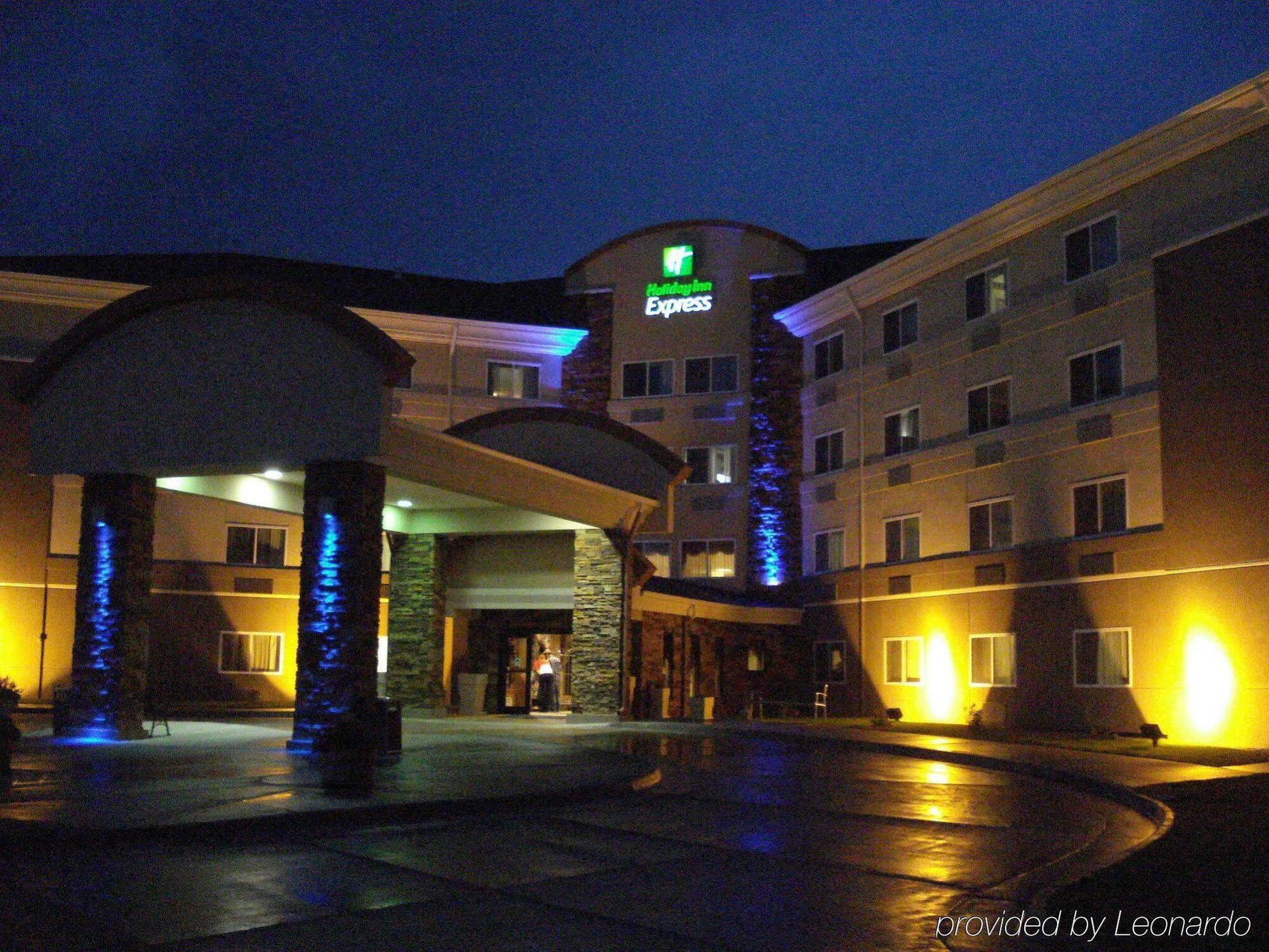 Holiday Inn Express Casper I-25 By Ihg Bagian luar foto
